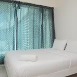 New And Cozy Living Stay 2Br Apartment At Grand Kamala Lagoon By Travelio