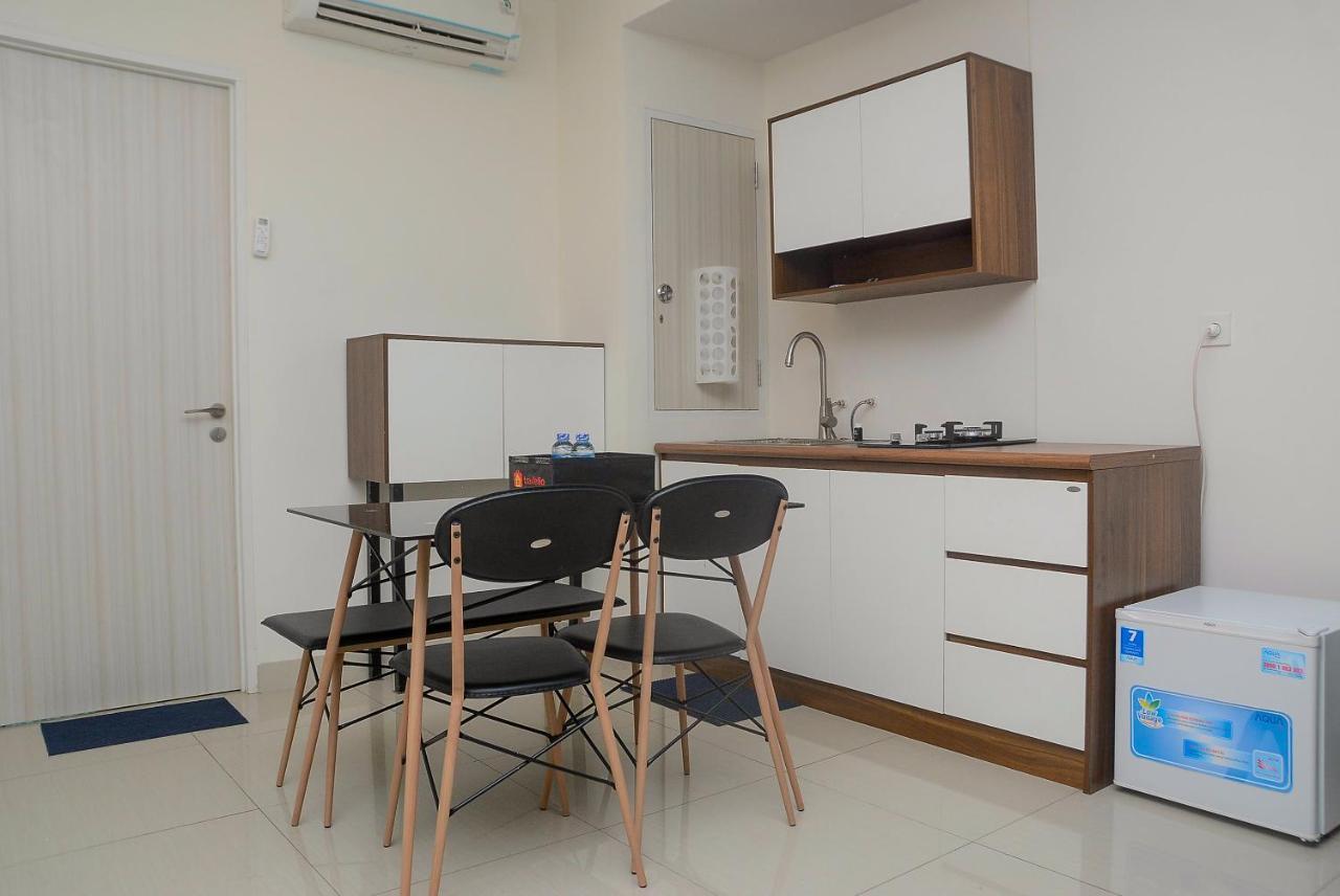 Apartemen New And Cozy Living 2br At Grand Kamala Lagoon By Travelio Bekasi